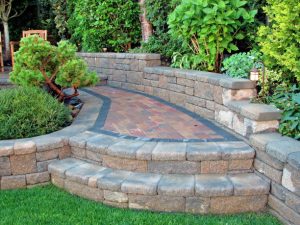 Docena Outdoor Hardscaping Services king masons image 53 300x225 1